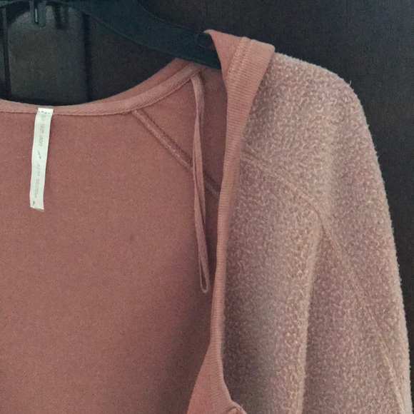 Oversized baby Pink Jacket - Picture 2 of 3